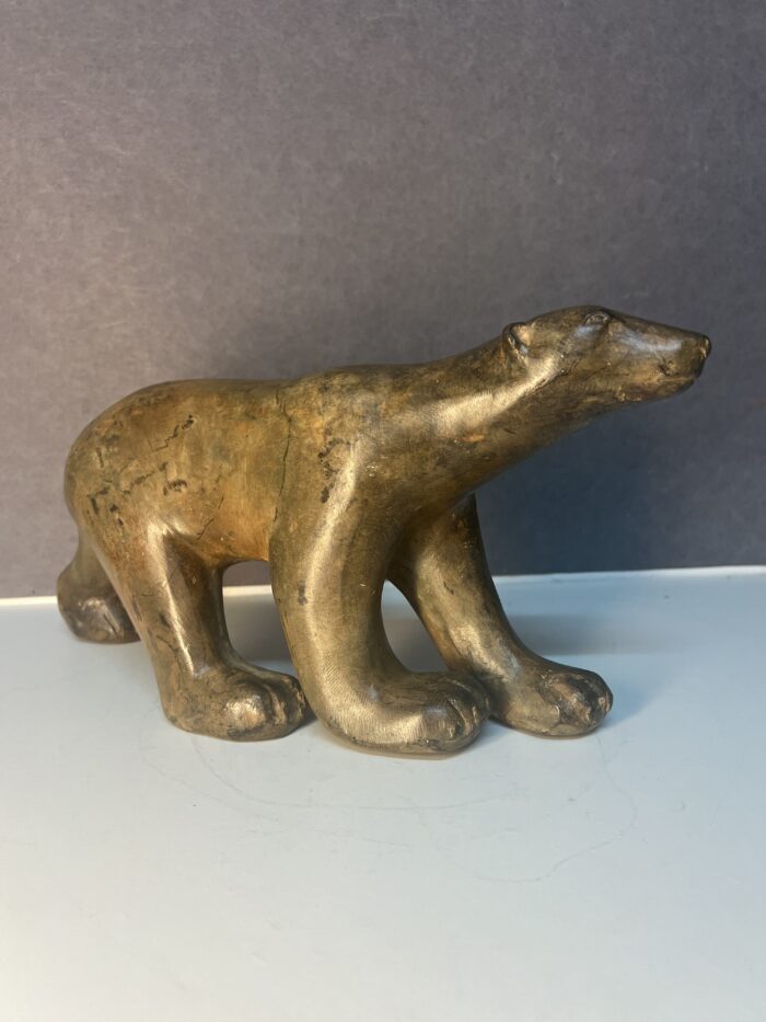 Epreuve en bronze à patine brun vert nuancé représentant l'ours blanc, Antiquités et brocante