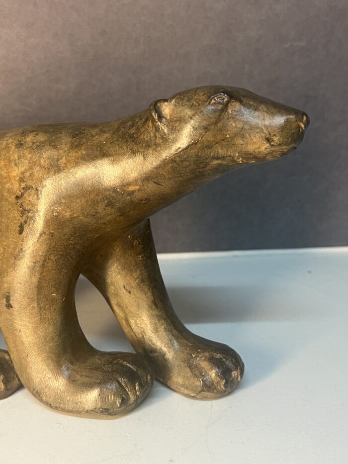 Epreuve en bronze à patine brun vert nuancé représentant l'ours blanc, Antiquités et brocante