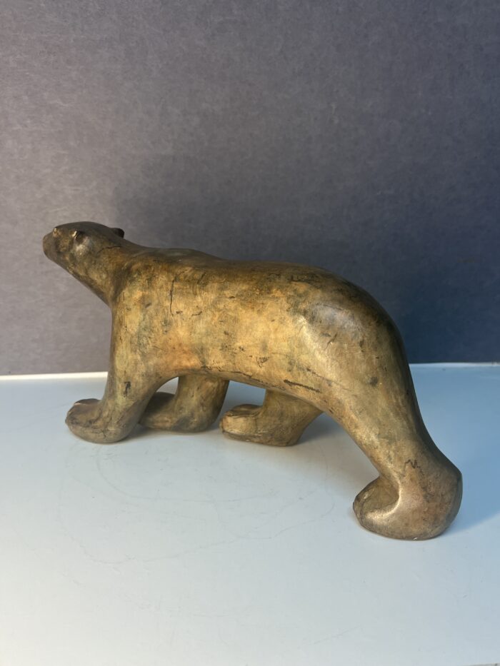 Epreuve en bronze à patine brun vert nuancé représentant l'ours blanc, Antiquités et brocante