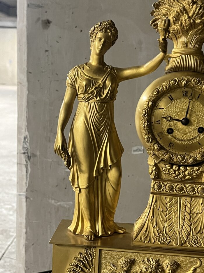 Superbe pendule, datant de l'époque de la Restauration au début du XIXe siècle, Antiquités et brocante