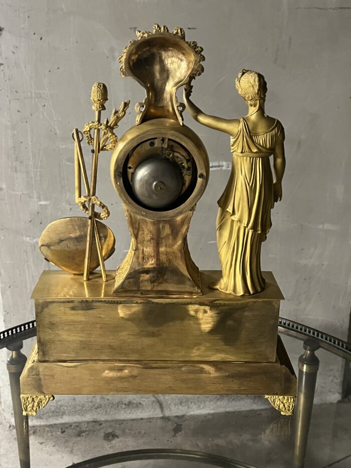 Superbe pendule, datant de l'époque de la Restauration au début du XIXe siècle, Antiquités et brocante