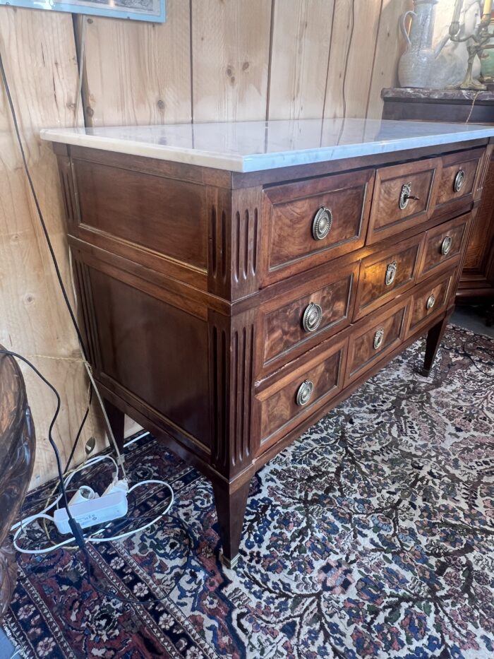 Commode Louis XVI, marbre blanc, époque XIXe, Antiquités et brocante