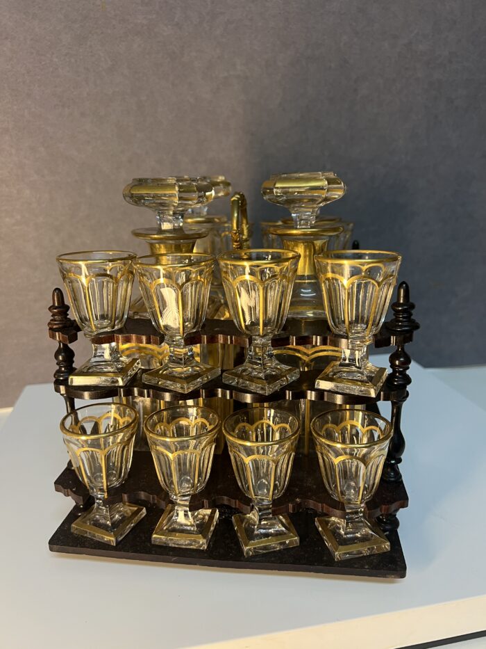 Belle cave à liqueur ancienne, époque XIXe siècle, Napoléon III, Baccarat