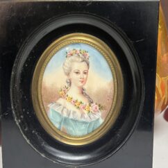 Miniature ancienne, réalisée à la fin du XIXe siècle et signée par l’artiste J. Cavana