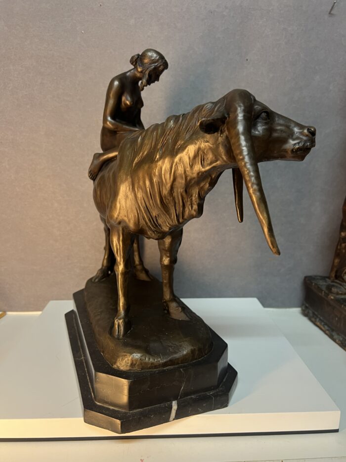 Hermann Haase-Ilsenburg (1869-1960), l'enlèvement d'Europe, sculpture bronze