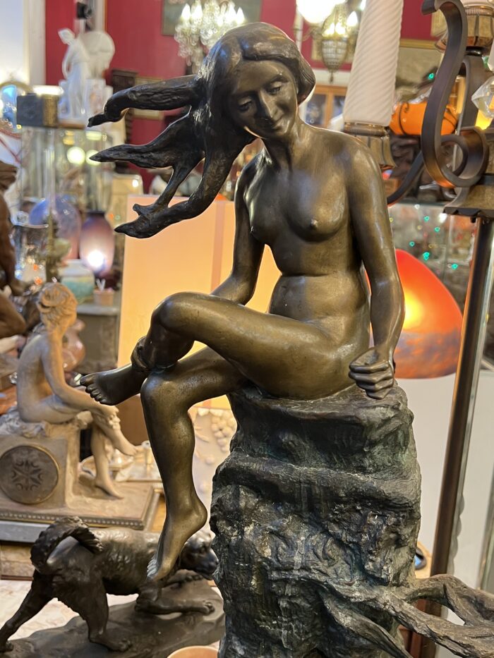 Très grande sculpture bronze art nouveau, femmes nues à la cascade