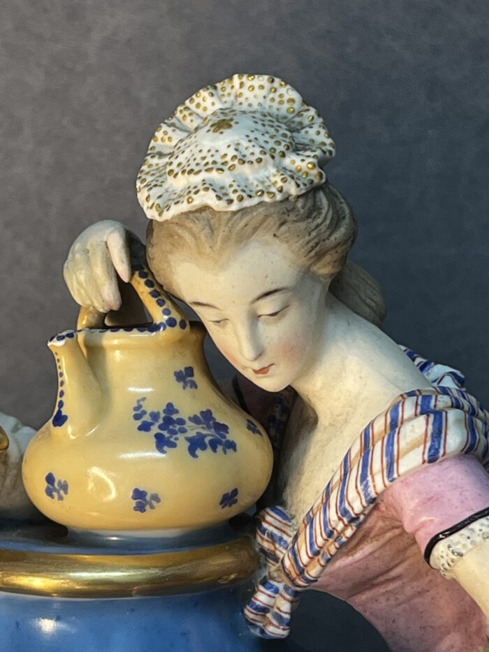 Pendule romantique en biscuit et porcelaine, Grignon Meusnier à Paris, XIXe siècle