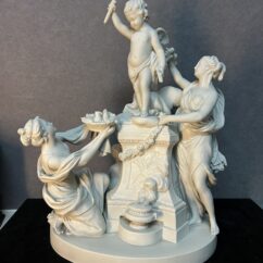 L'offrande à l'amour, biscuit de porcelaine d'après Louis-Simon Boizot (1743-1809)