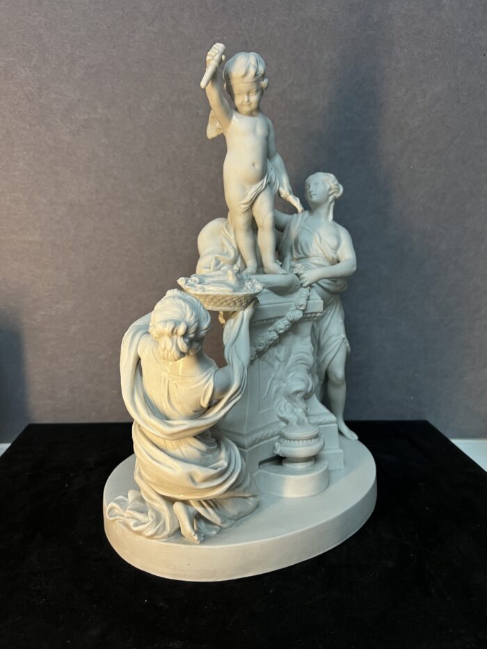 L'offrande à l'amour, biscuit de porcelaine d'après Louis-Simon Boizot (1743-1809)