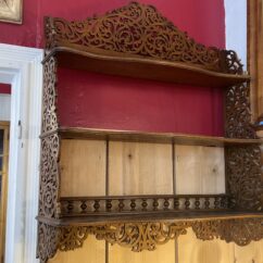 Etagère murale en bois découpé, époque fin XIXe siècle
