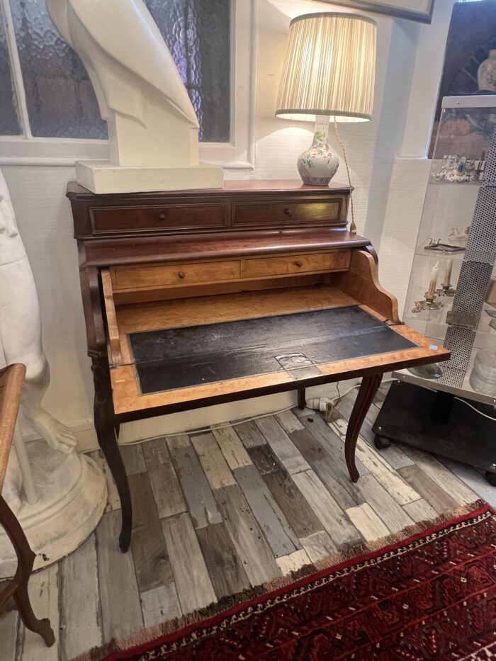 Petit Bureau secrétaire Napoléon III en Acajou, 19ème Siècle