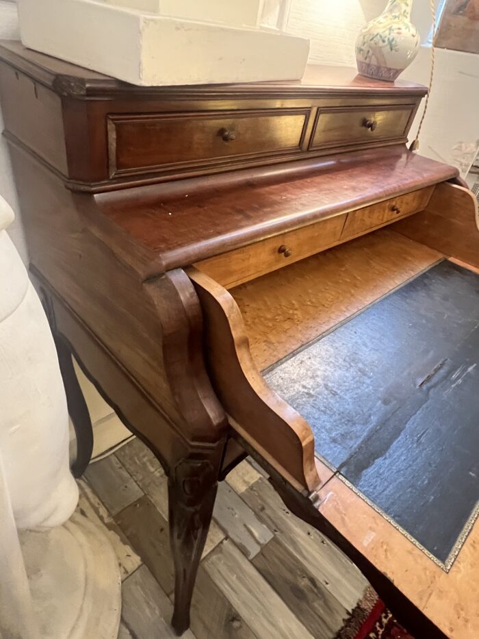 Petit Bureau secrétaire Napoléon III en Acajou, 19ème Siècle