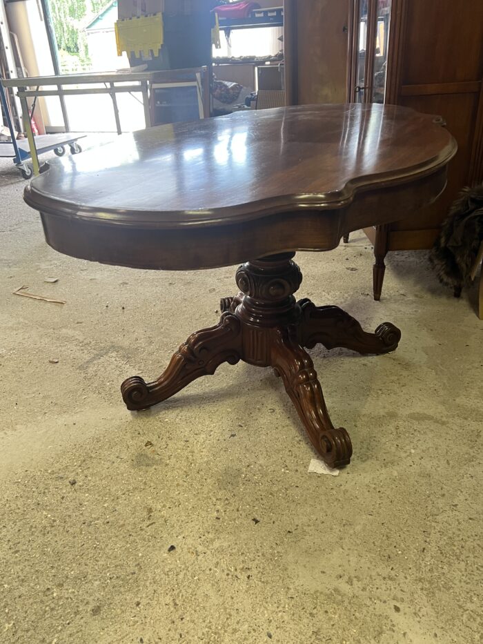 Grand guéridon violonné d'époque Louis Philippe en acajou XIXe siècle