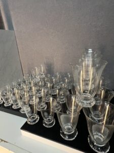 Service de verres en cristal de DAUM, modèle KIM, de 55 pièces