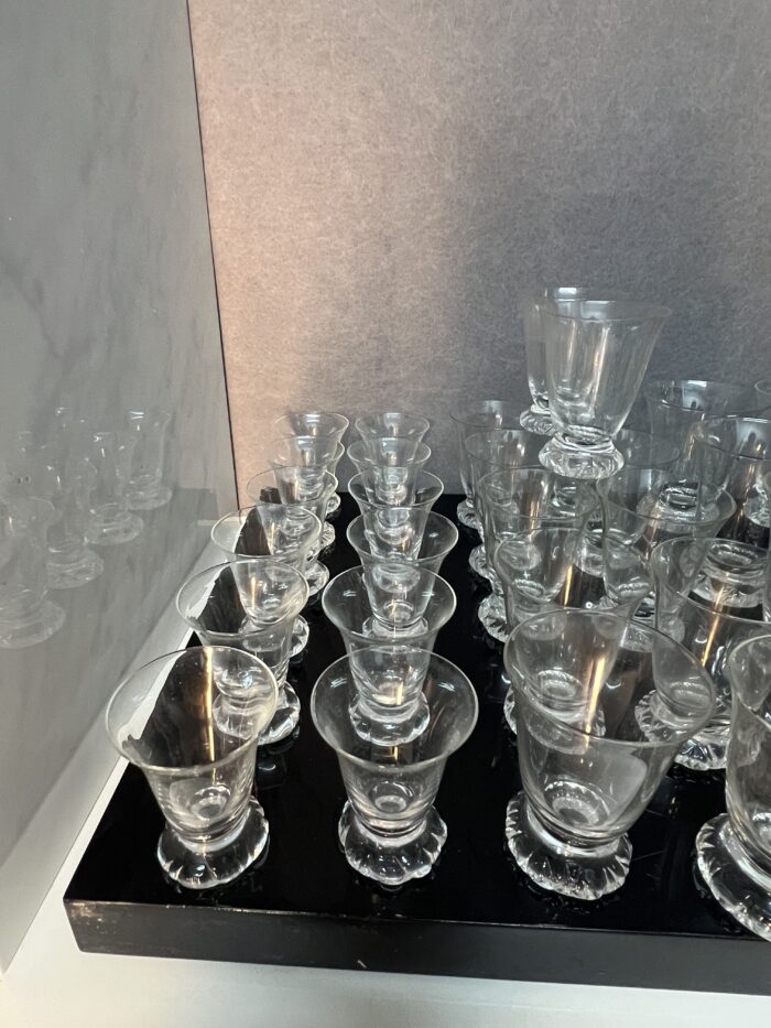Service de verres en cristal de DAUM, modèle KIM, de 55 pièces