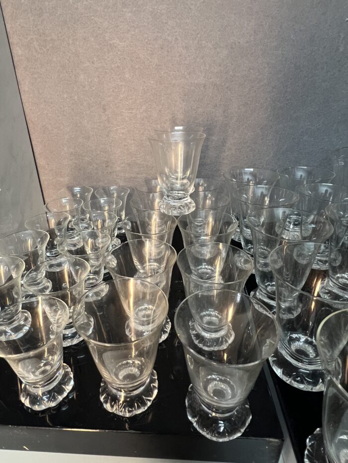 Service de verres en cristal de DAUM, modèle KIM, de 55 pièces