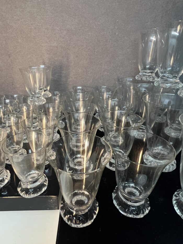 Service de verres en cristal de DAUM, modèle KIM, de 55 pièces