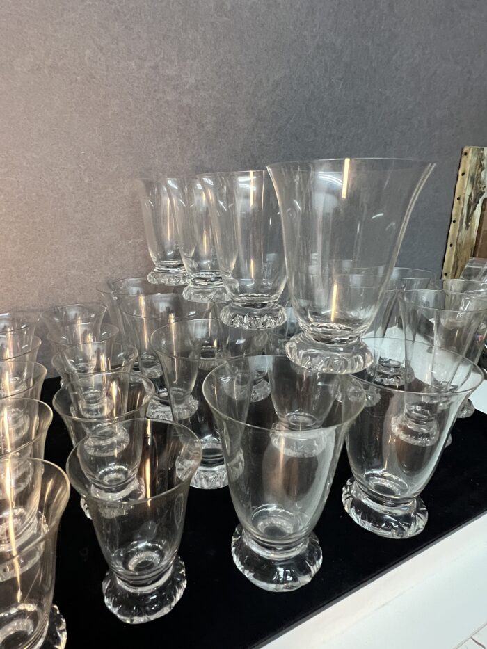 Service de verres en cristal de DAUM, modèle KIM, de 55 pièces