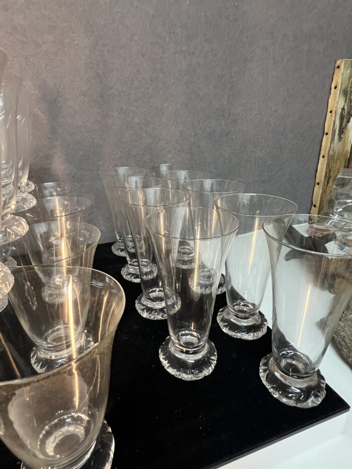Service de verres en cristal de DAUM, modèle KIM, de 55 pièces