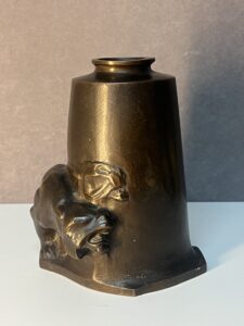 Vase art déco en bronze massif de Alfredo Biagini (1886-1952 ), décor de lionnes