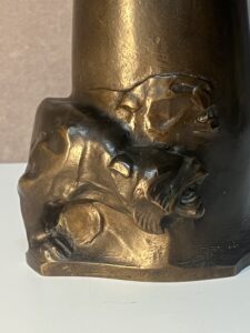 Vase art déco en bronze massif de Alfredo Biagini (1886-1952 ), décor de lionnes