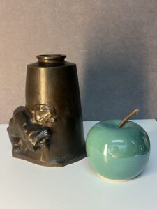 Vase art déco en bronze massif de Alfredo Biagini (1886-1952 ), décor de lionnes