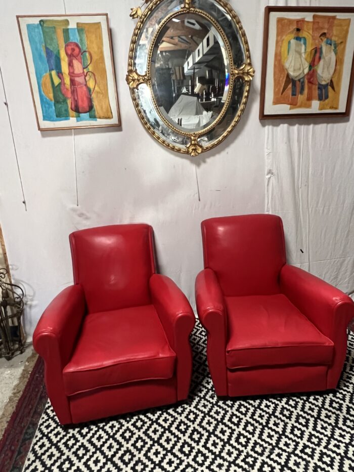 Paire de fauteuils Club en cuir de couleur rouge, original circa 1930/40