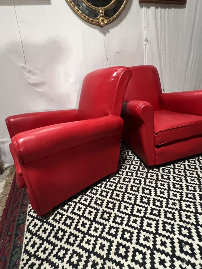 Paire de fauteuils Club en cuir de couleur rouge, original circa 1930/40