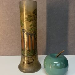 Eugène Michel (1848-1904 ), vase en verre multicouche dégagé à l'acide d'un décor lacustre à la vénitienne, vers 1900