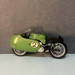 Protar 1/9 Moto Guzzi Grand Prix 500 cc. - 8 Cylindres, Champion d'Italie 1957