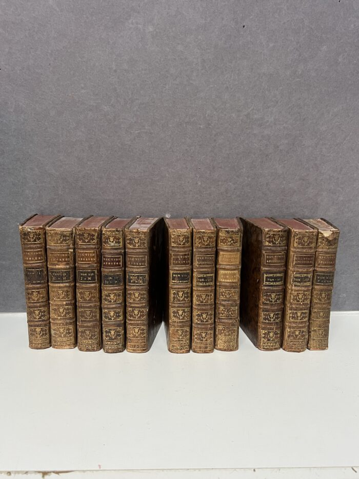 11 tomes du dictionnaire Apostolique à l'usage de messieurs les curés, 1752