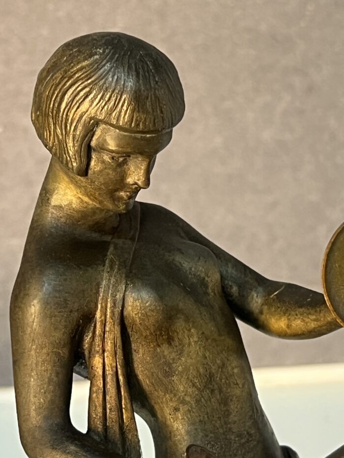 Paire de serre-livres art déco, en régule patinée et marbre vert portor, Fabrication Française