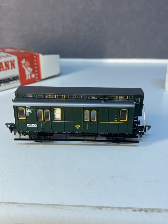 FLEISCHMANN 5050, fourgon postal à guérite DB