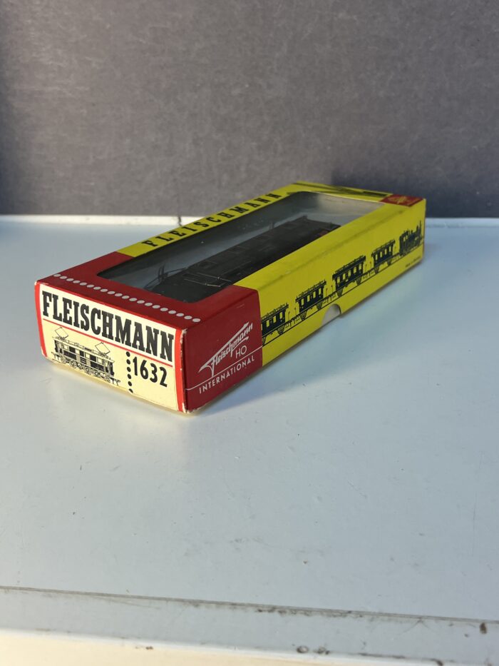 Fleischmann H0 1632 Locomotive Électrique BR132 101-7 De DB