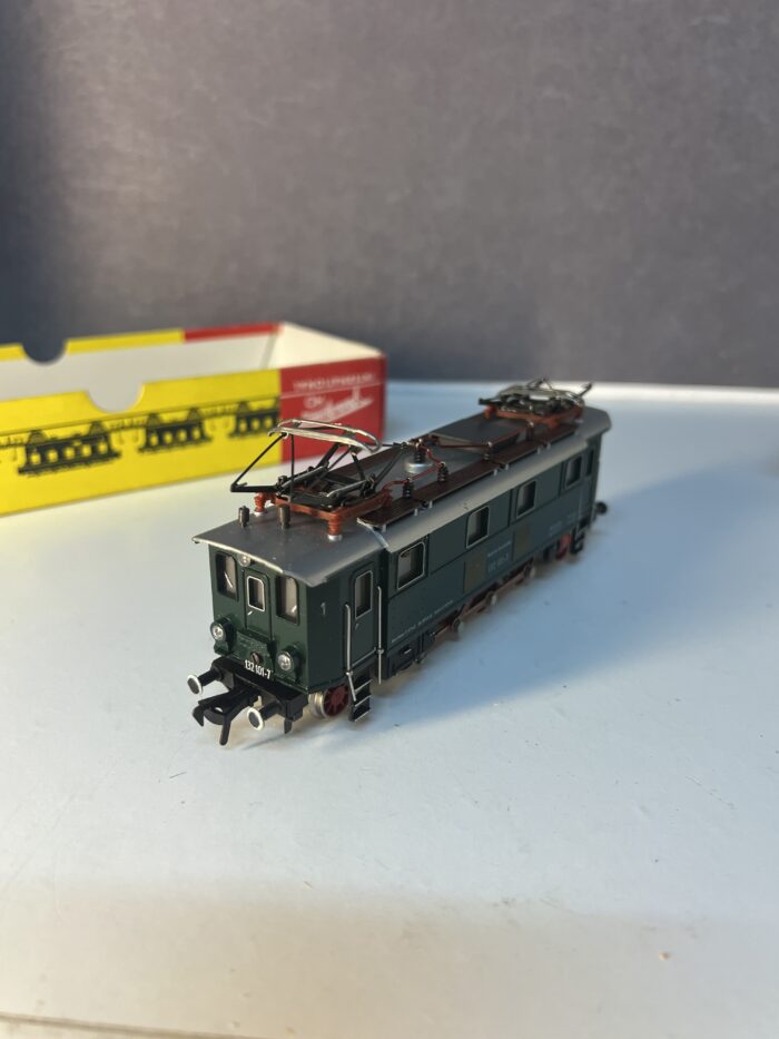 Fleischmann H0 1632 Locomotive Électrique BR132 101-7 De DB