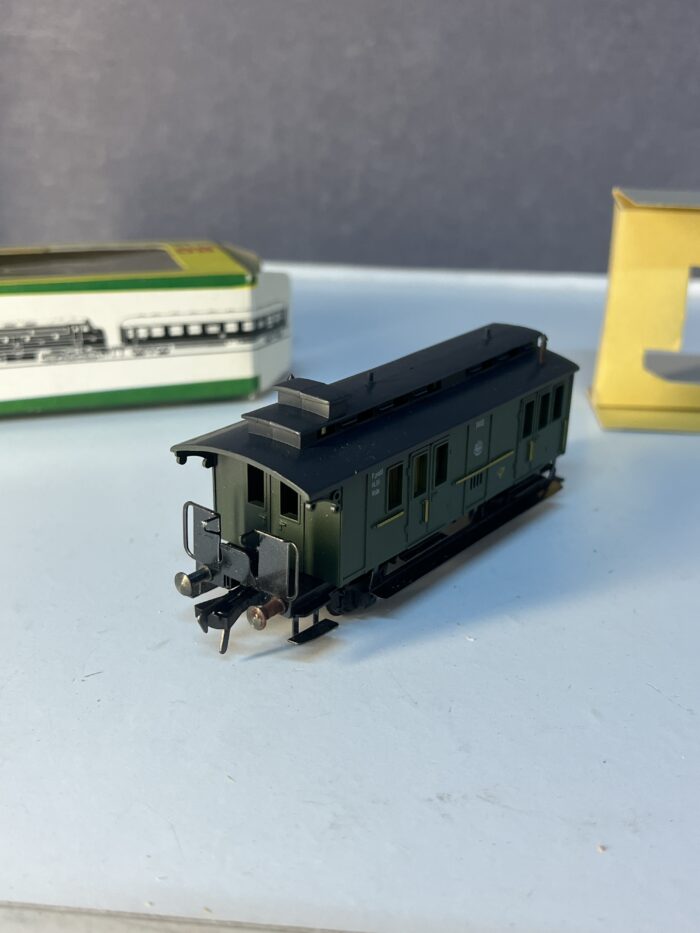 FLEISCHMANN 1403, fourgon postal à 2 essieux type Pw Posti Pr 92 DR