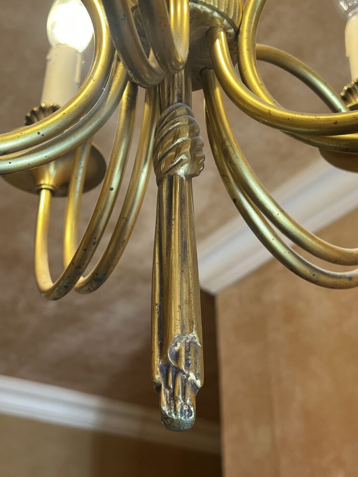 Maison Jansen, (DLG) joli lustre ancien en bronze et laiton doré, corps de chasse