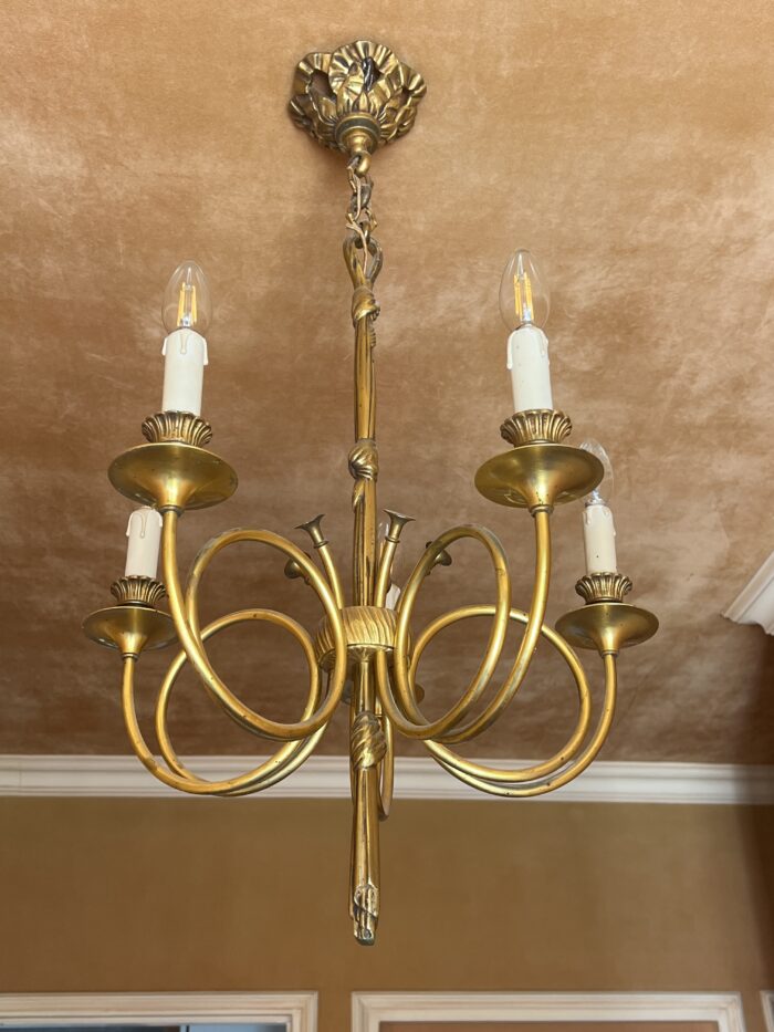 Maison Jansen, (DLG) joli lustre ancien en bronze et laiton doré, corps de chasse